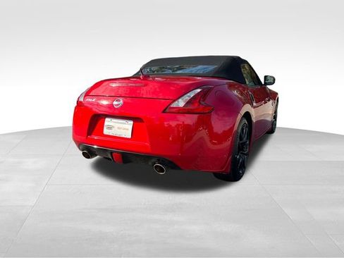 Used 2019 Nissan 370Z Touring image 5