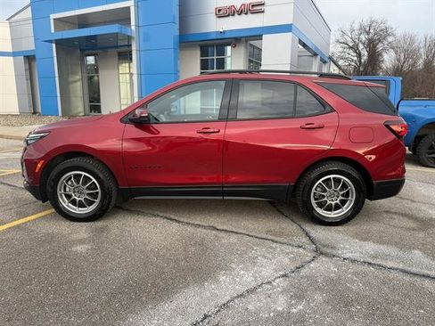 Certified 2023 Chevrolet Equinox RS image 3