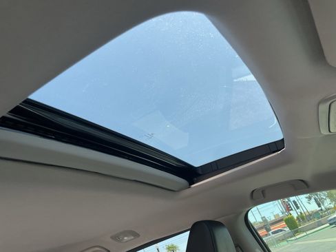 Used 2023 Honda Odyssey EX-L image 48