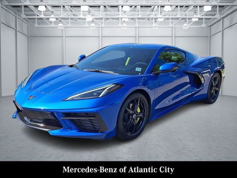 Used 2022 Chevrolet Corvette Stingray Preferred Cpe w/ 2LT RWD image 3