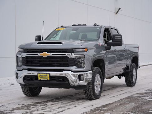 Used 2025 Chevrolet Silverado 3500 LT w/ All Star Edition image 7