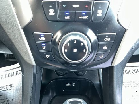 Used 2017 Hyundai Santa Fe Sport AWD/4WD image 16