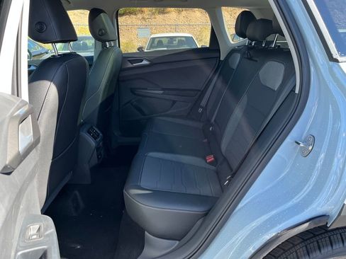New 2025 Volkswagen Taos SE image 26