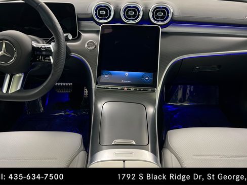 Used 2025 Mercedes-Benz C 300 4MATIC Sedan image 13