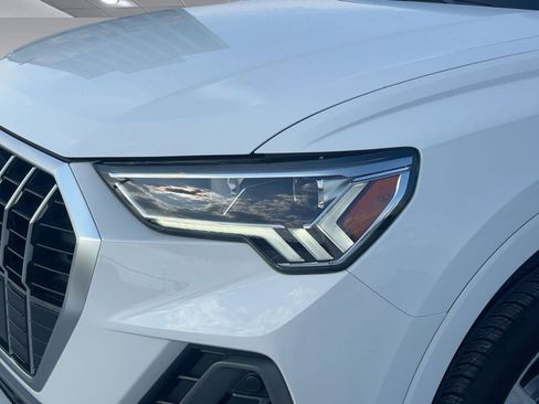 New 2025 Audi Q3 2.0T Premium image 11