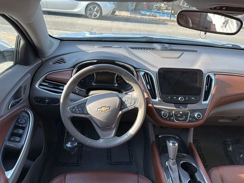 Used 2017 Chevrolet Malibu LT w/ Leather Package image 26