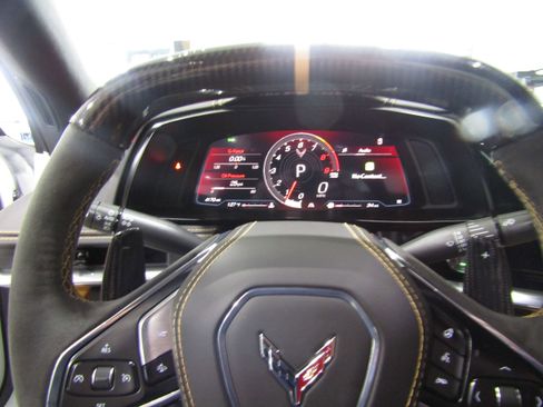 Used 2024 Chevrolet Corvette Z06 w/ Z07 Performance Package image 12