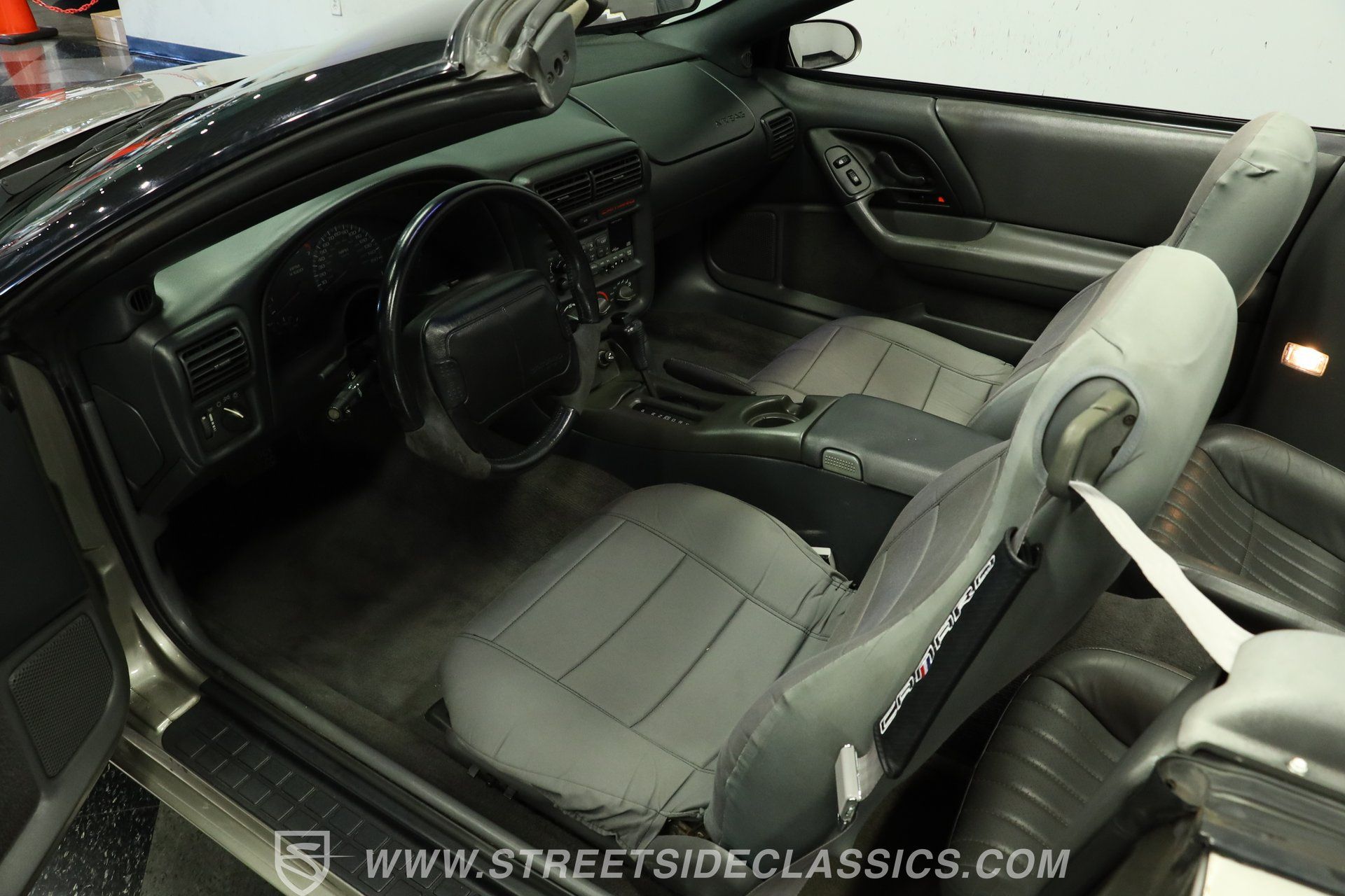 Used 1999 Chevrolet Camaro Z28 RWD image 4