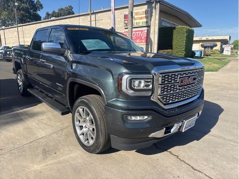 Used 2017 GMC Sierra 1500 Denali RWD image 3