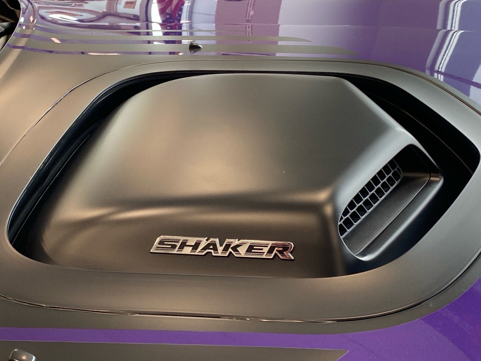 Used 2014 Dodge Challenger R/T RWD image 26