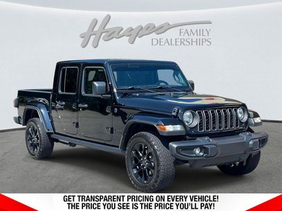 Used 2025 Jeep Gladiator Overland