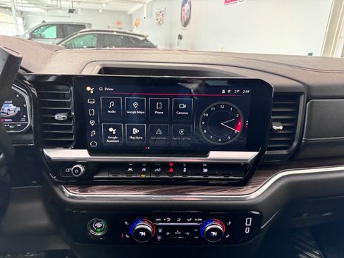 Certified 2023 GMC Sierra 1500 Elevation image 12