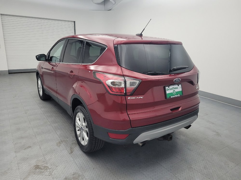 Used 2017 Ford Escape SE w/ SE Cold Weather Package FWD image 5