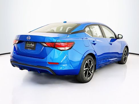 Used 2025 Nissan Sentra SV image 9