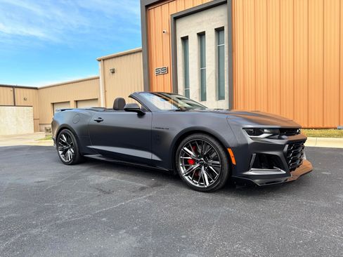 Used 2024 Chevrolet Camaro ZL1 RWD image 2