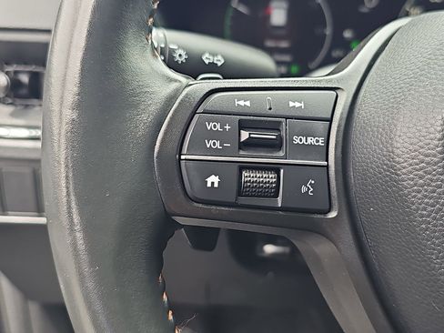 Used 2024 Honda CR-V Sport image 16