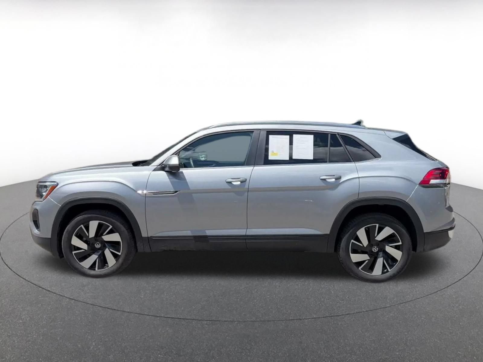 Used 2026 Volkswagen Atlas Cross Sport SE AWD/4WD image 8