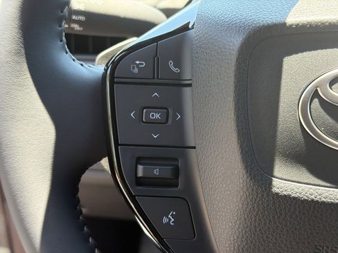 New 2026 Toyota C-HR AWD/4WD image 25