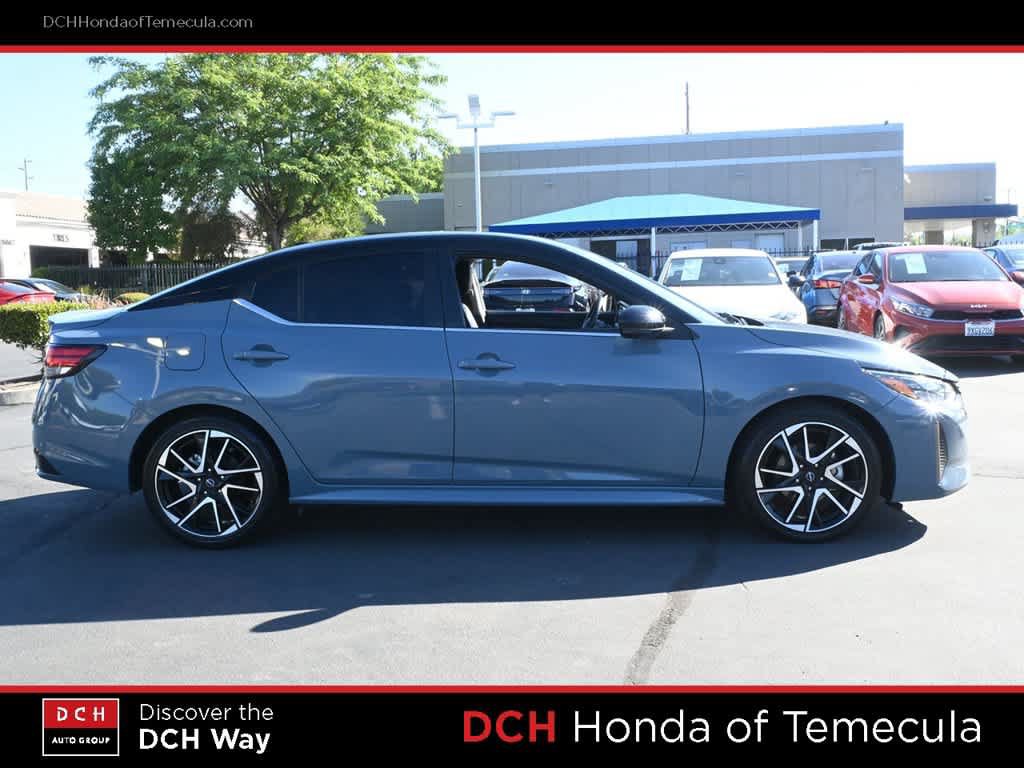 Used 2024 Nissan Sentra SR w/ SR Premium Package FWD image 5