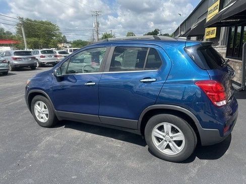 Used 2020 Chevrolet Trax LT w/ Driver Confidence Package FWD image 10
