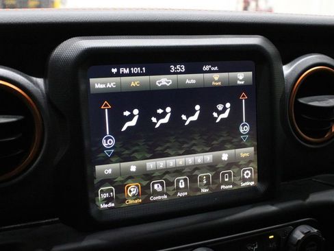Used 2021 Jeep Gladiator Mojave AWD/4WD image 28