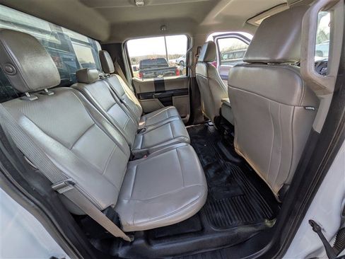 Used 2017 Ford F550 4x4 Crew Cab Super Duty image 23