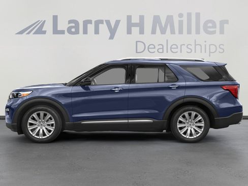 Used 2021 Ford Explorer Limited w/ Equipment Group 301A image 3