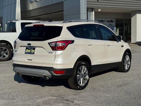 Used 2018 Ford Escape Titanium AWD/4WD image 3