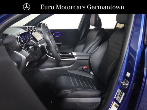 Used 2026 Mercedes-Benz GLC 300 4MATIC image 35