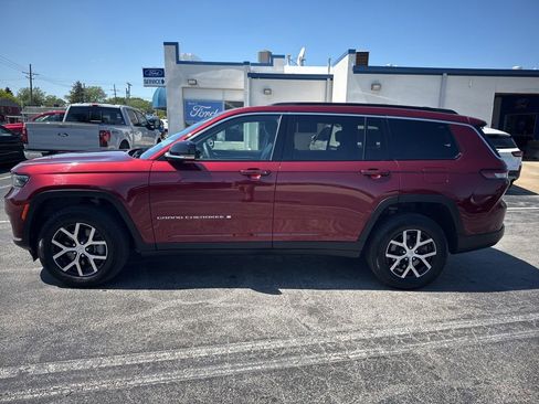 Used 2024 Jeep Grand Cherokee L Limited AWD/4WD image 6