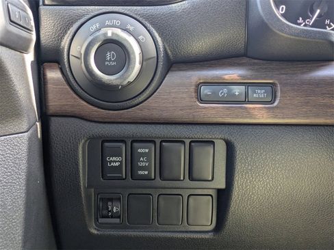 Used 2021 Nissan Titan Platinum Reserve image 24