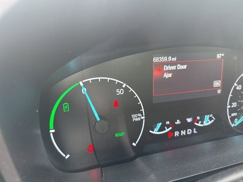 Used 2023 Ford Maverick XL FWD image 4