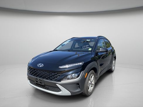 Used 2023 Hyundai Kona SEL w/ Cargo Package AWD/4WD image 7