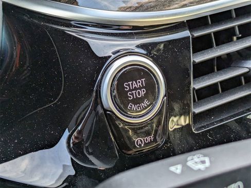 Used 2021 BMW 530i w/ M Sport Package image 28