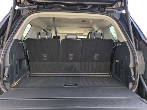 New 2025 Ford Expedition Active image 12