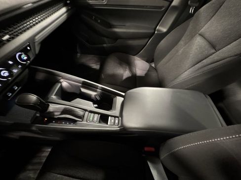 Certified 2024 Honda Accord EX image 28