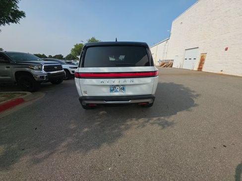 Used 2023 Rivian R1S Adventure AWD/4WD image 16