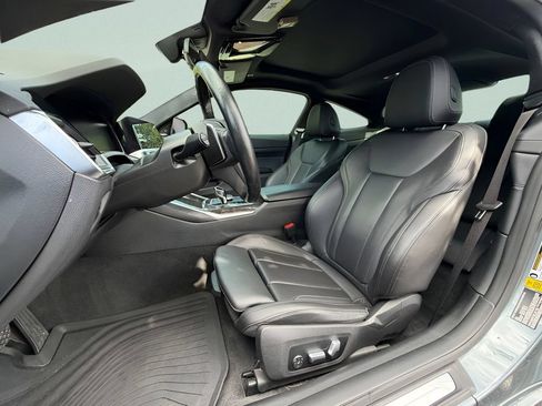 Used 2022 BMW 430i Coupe w/ Convenience Package RWD image 10