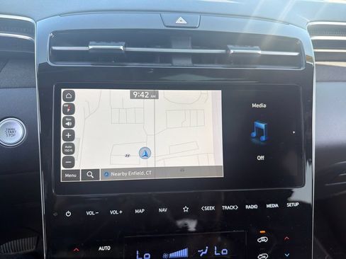 Certified 2024 Hyundai Tucson SEL AWD/4WD image 19