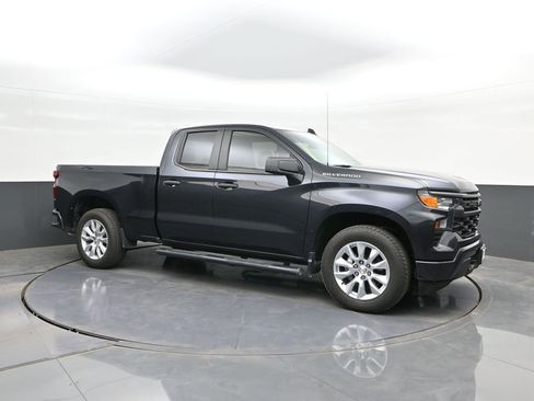 Used 2022 Chevrolet Silverado 1500 Custom RWD image 15