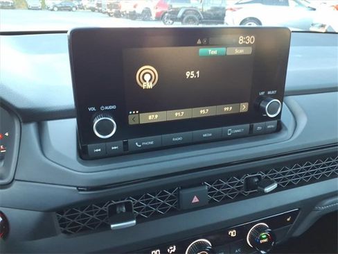 Used 2025 Honda Accord SE image 19