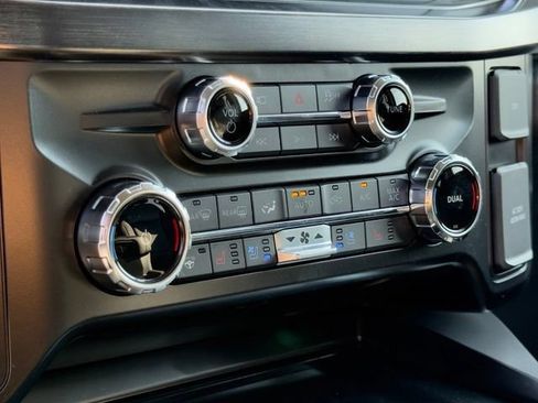 Used 2026 Ford F450 Lariat w/ Lariat Premium Package AWD/4WD image 23