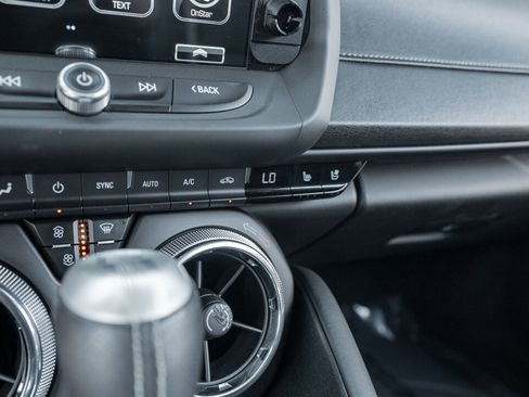 Used 2016 Chevrolet Camaro SS RWD image 38