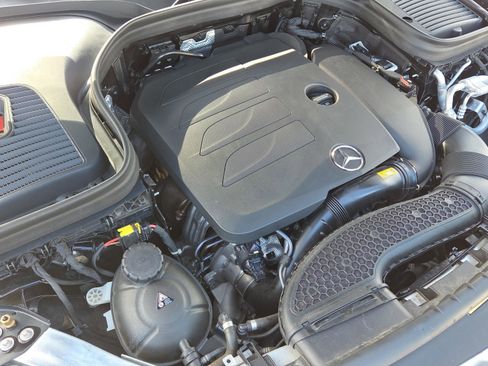 Certified 2022 Mercedes-Benz GLC 300 image 18