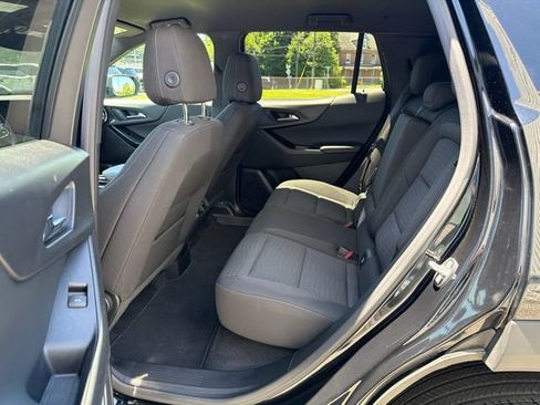 Used 2025 Chevrolet Equinox LT AWD/4WD image 15