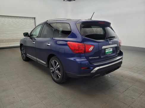 Used 2017 Nissan Pathfinder Platinum AWD/4WD image 5