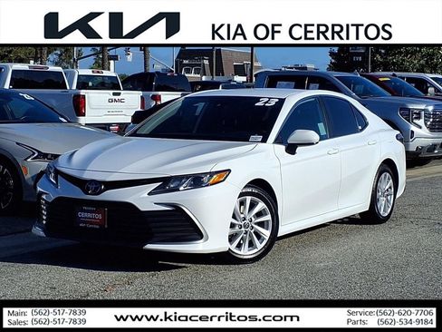 Used 2023 Toyota Camry LE FWD image 1