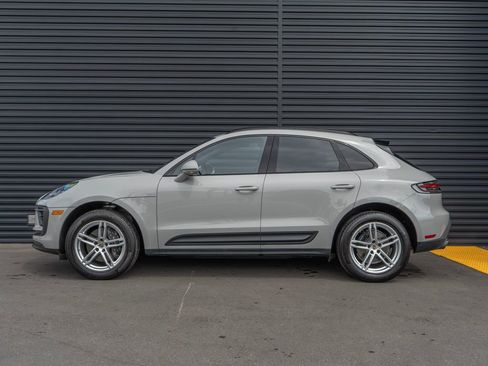 Used 2025 Porsche Macan Turbo image 2