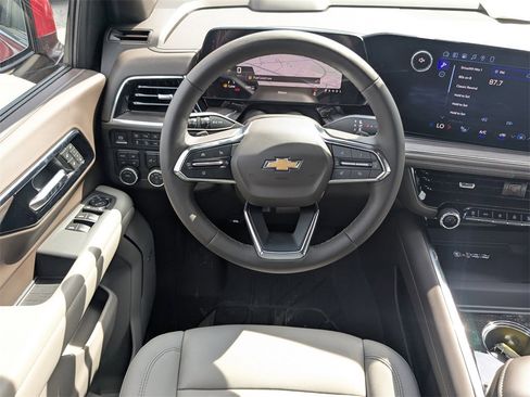 New 2026 Chevrolet Suburban LT w/ Comfort Package image 13