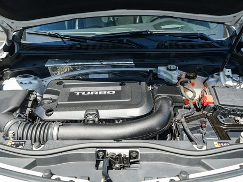 Used 2019 Cadillac XT4 Sport FWD image 27